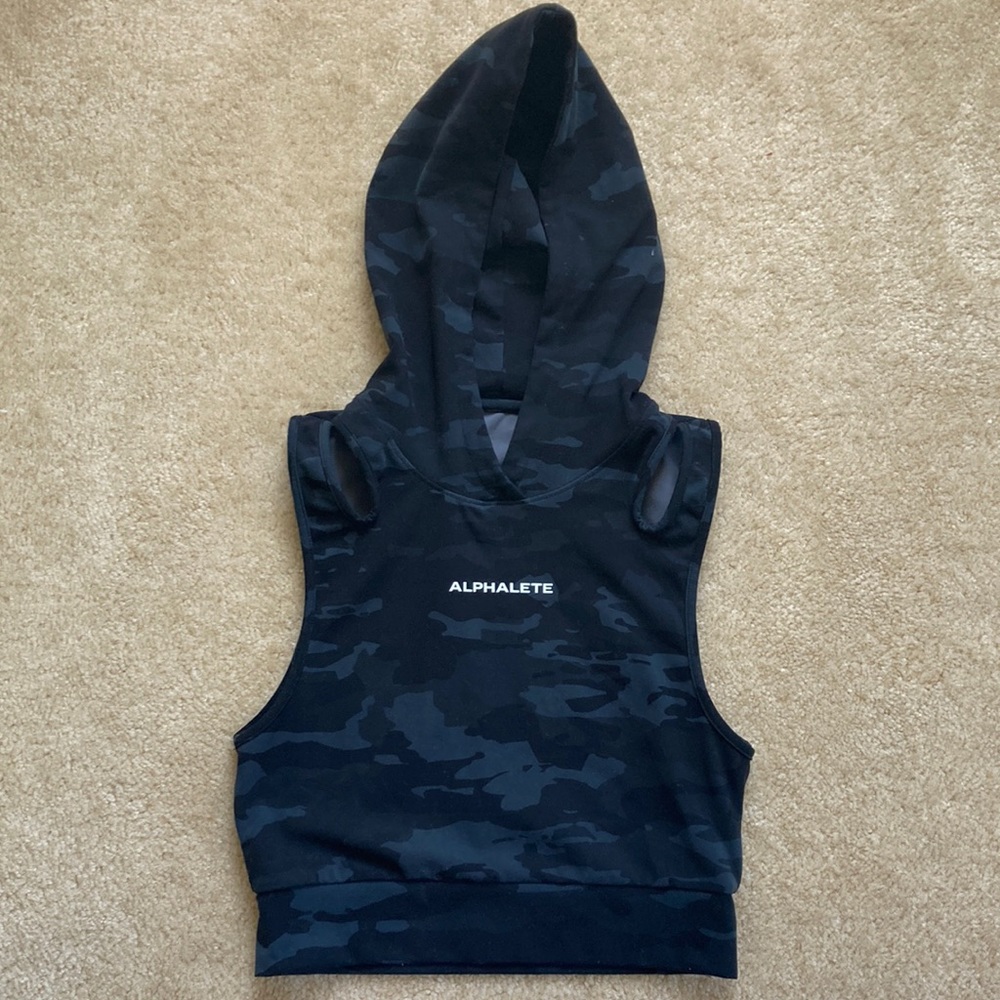 ALPHALETE Sleeveless Hoodie